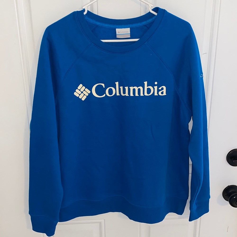 Women’s blue Columbia crewneck